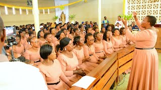 Bwana Ndiye Mchungaji Wangu - Kwaya Ya UKWAKATA Parokia Ya Kihesa | Misa Ya Ushemasi Jimboni iringa