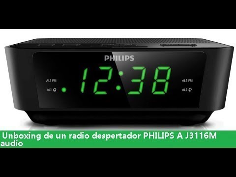 Tres piezas: Radio despertador PHILIPS ( prende, no se probo su  funcionamiento), Radio AIWA ( funcio