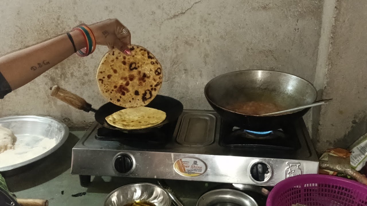 Home cooking aloo tamatar sabji