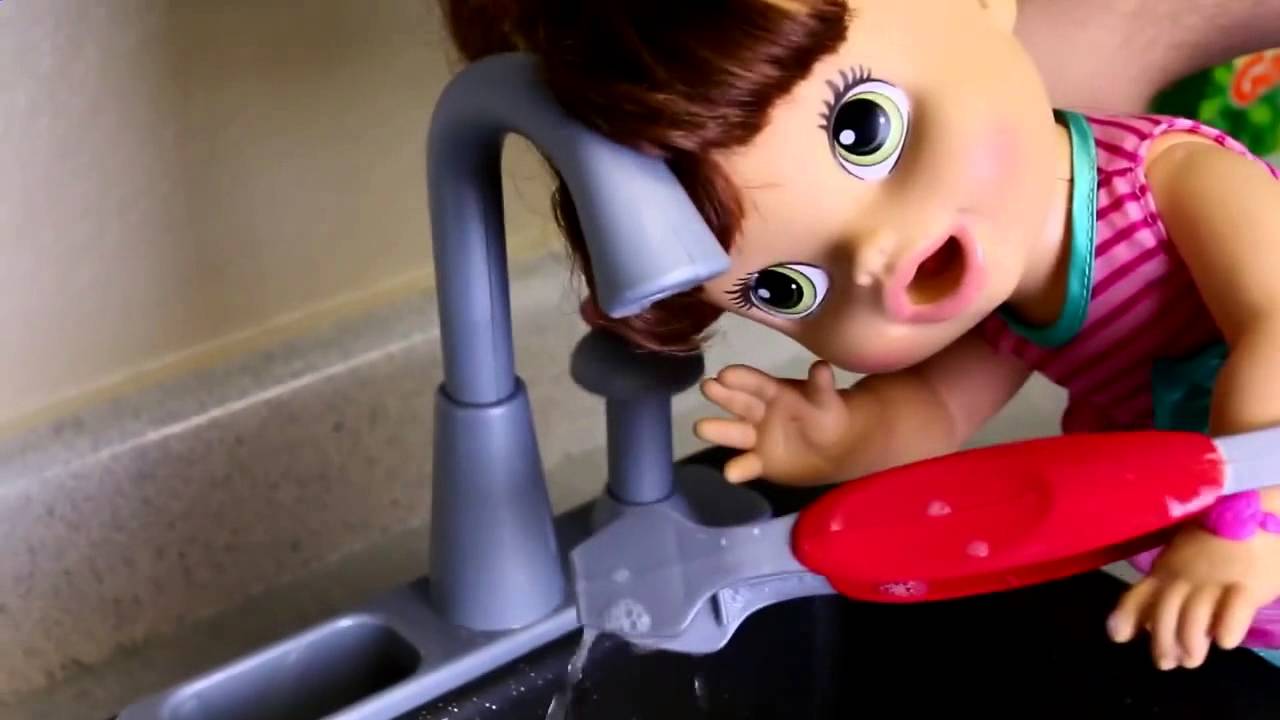 Baby Alive Lucy Plays With Little Tikes Play Kitchen Splish Splash Sink