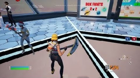 Clapping a kid in a 1v1