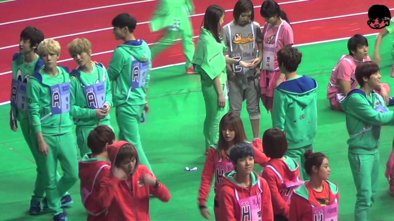 130128 exo 아육대 백현이에게 장난치는 타오.avi