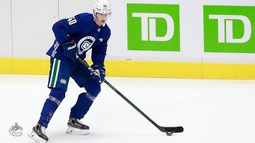 Elias Pettersson Mic