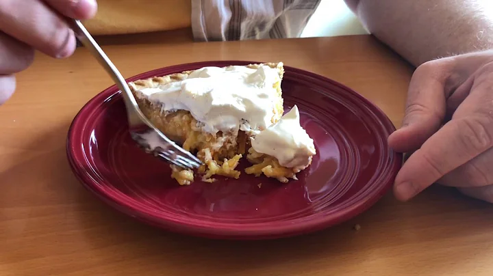 Mock Coconut Pie recipe | Vintage pie | mock pie