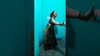 sajan mera us par hai #dance 💖💝#youtubeshorts 💞🔥#ytshorts 💕#sorts 🥰#oldisgoldsongs 💕#explore ❤️🩹💯
