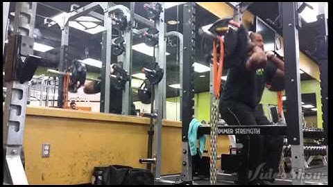 Front squats with chains