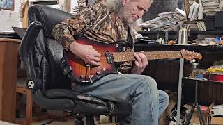 Playing Along With Leslie West Of Mountain Mississippi Queen..