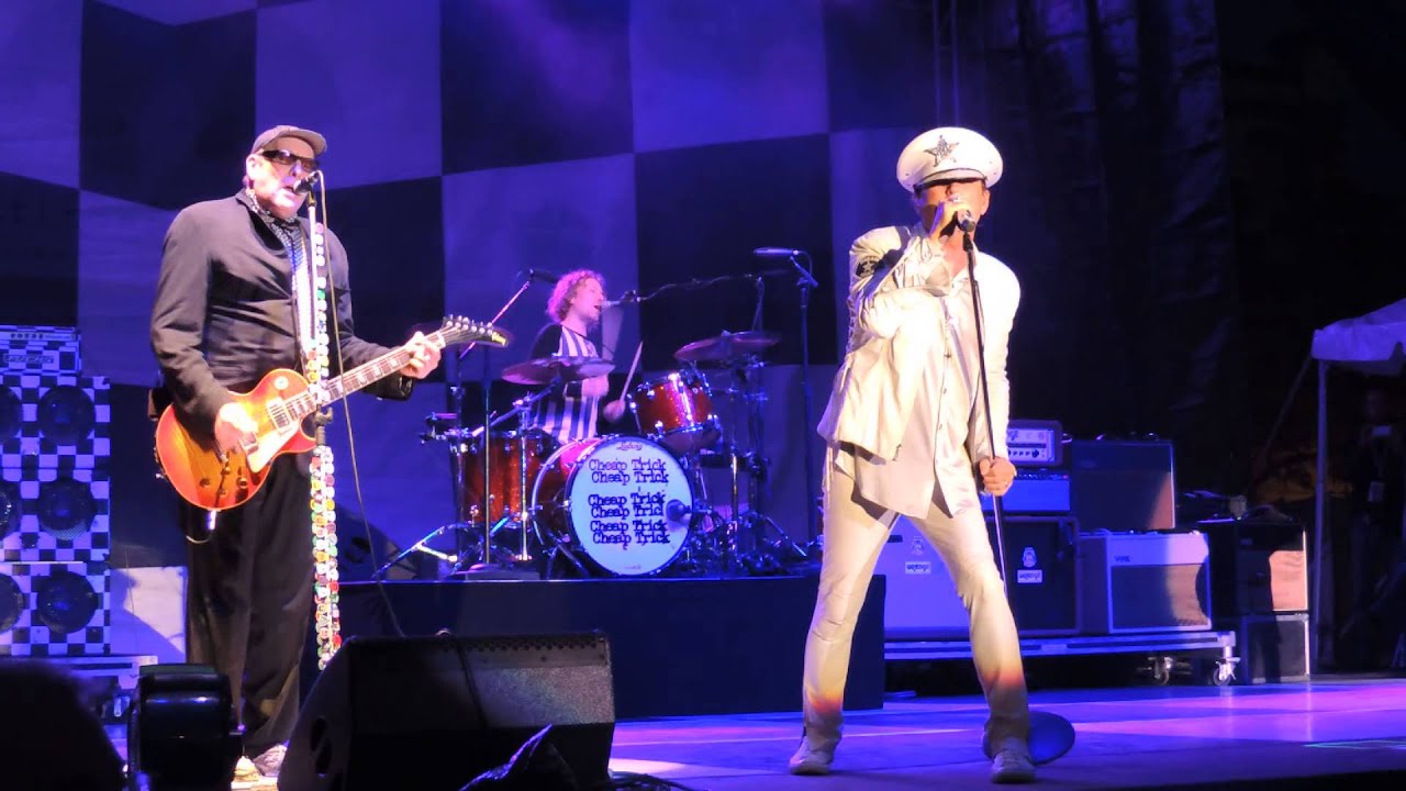 Cheap Trick 10 That 70's Song Live Erie, PA August 16, 2014 DSCN9899