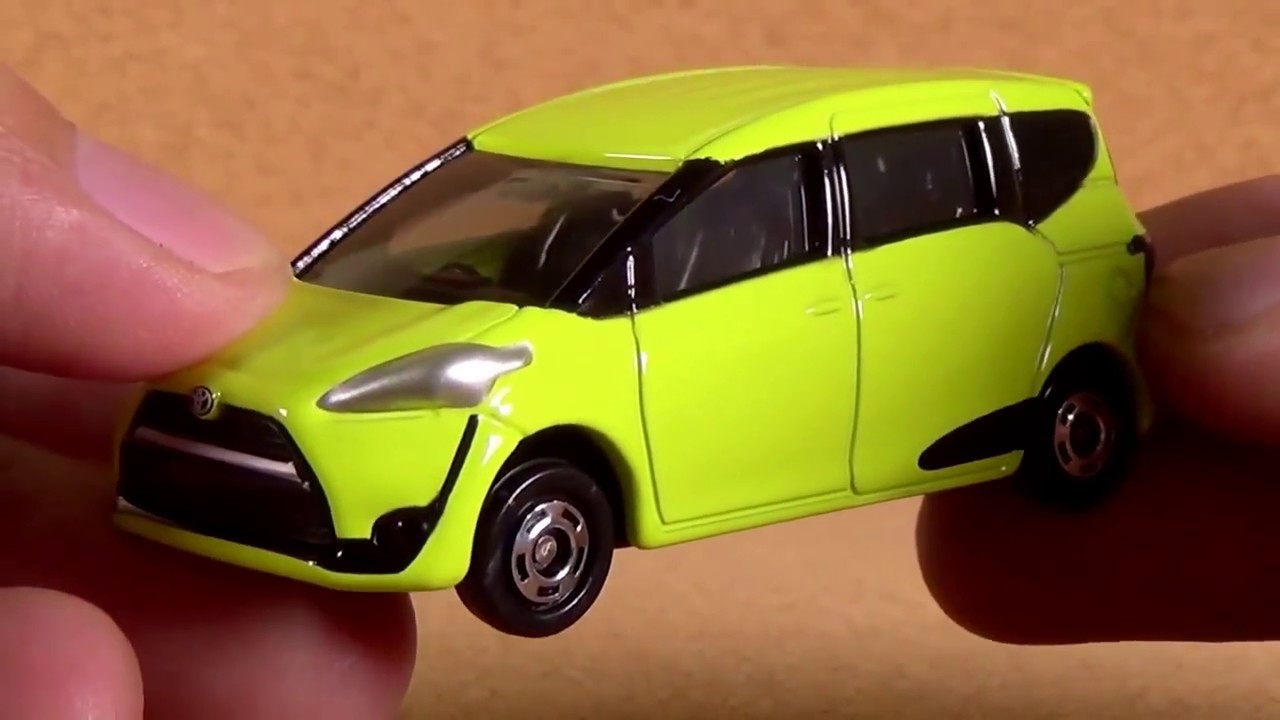 toyota sienta tomica