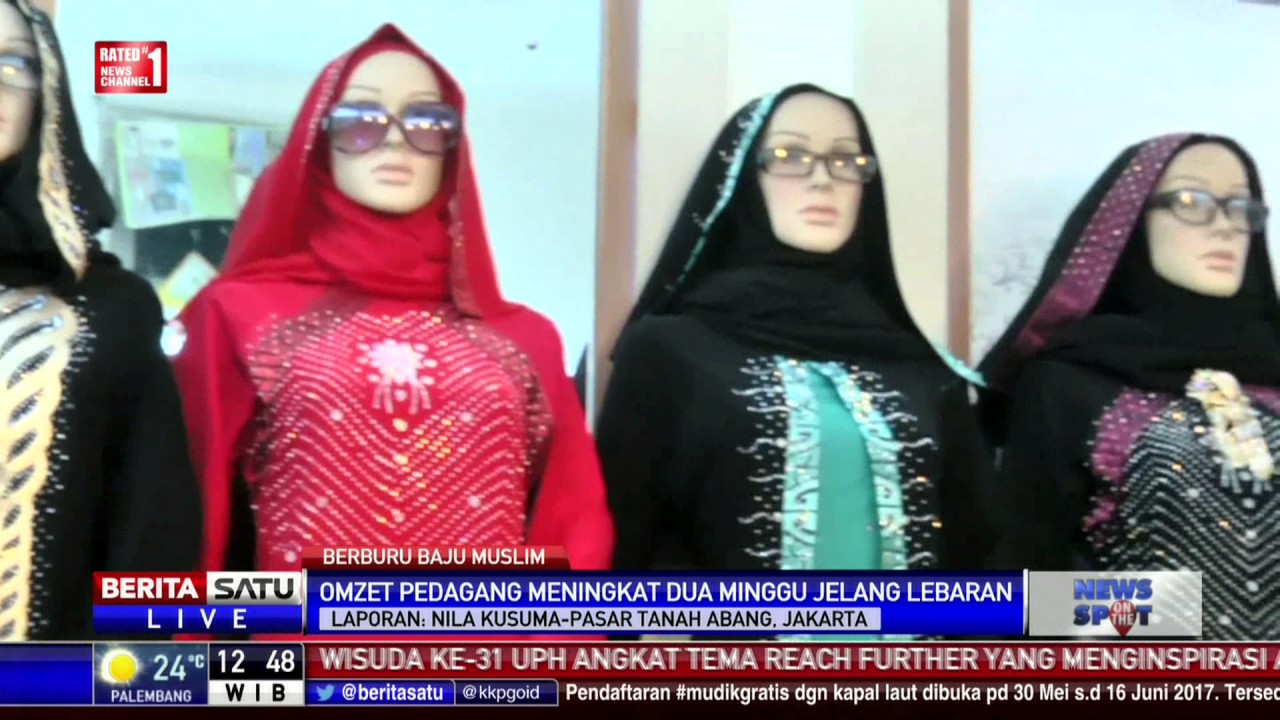 Jelang Lebaran Gamis  Syari Laris di  Pasar  Tanah  Abang  