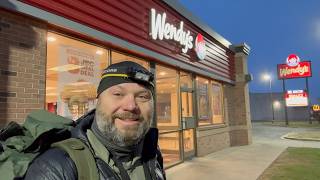 Download Lagu Mijn meest riskante stealthkamp ooit - direct achter Wendy's Drive-thru MP3