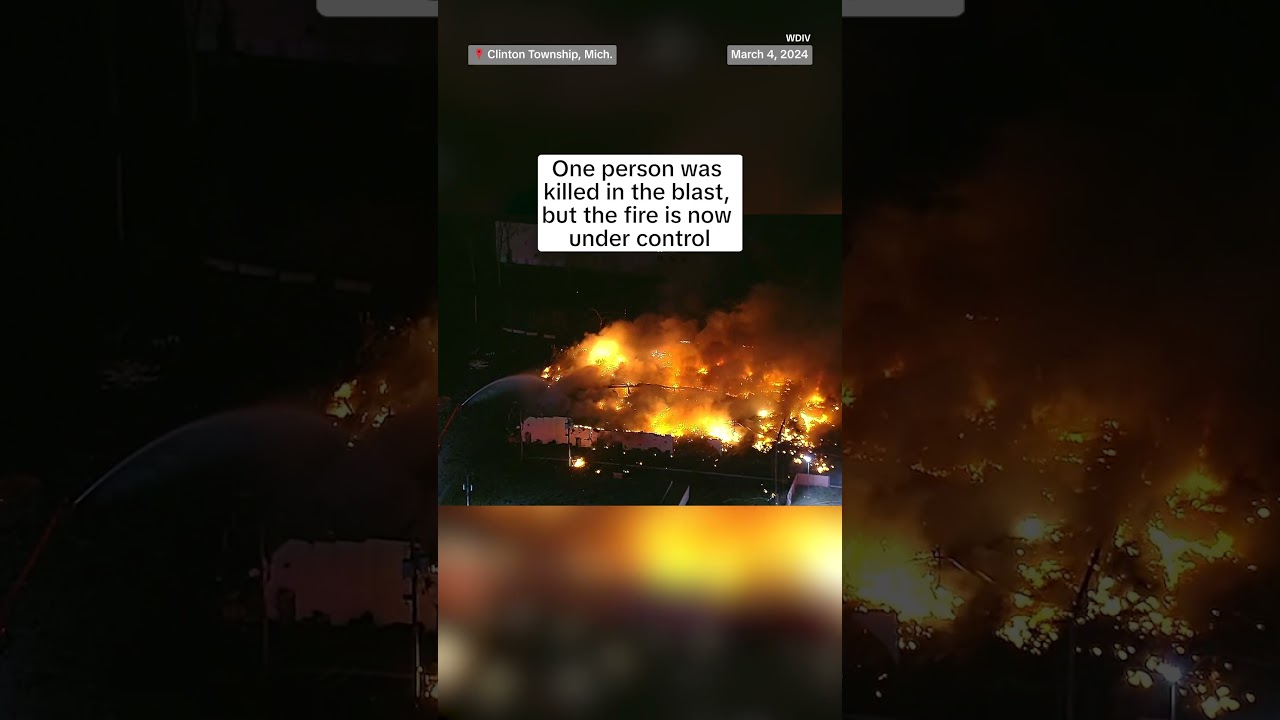 Massive explosion at Detroit warehouse sends debris flying Massive explosion at Detroit warehouse sends debris flying
