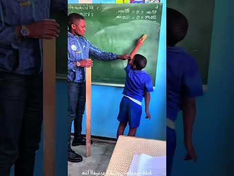 هذا الطالب كان نايم في المدرسة و بعدها هذا اللي صار   