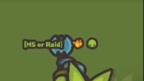 Taming.io 1v1ing @FishCatMan1403taming on mobile. I won?!