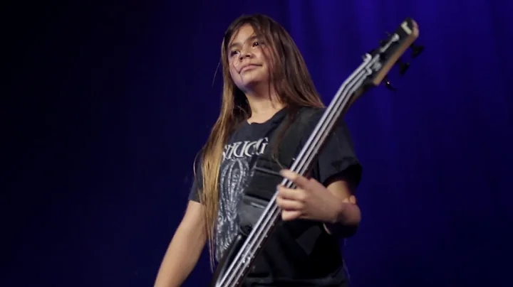 KORN - Tye Trujillo Solo Bass w/ Ray Luzier @Teatr...