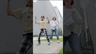 VCHA- Y.O.Universe | DANCE COVER | KPOP IN PUBLIC| Young Dance Studio #vcha #youniverse #shorts