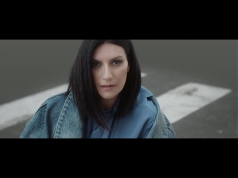 Laura Pausini - Un buen inicio (Official Visual Video)