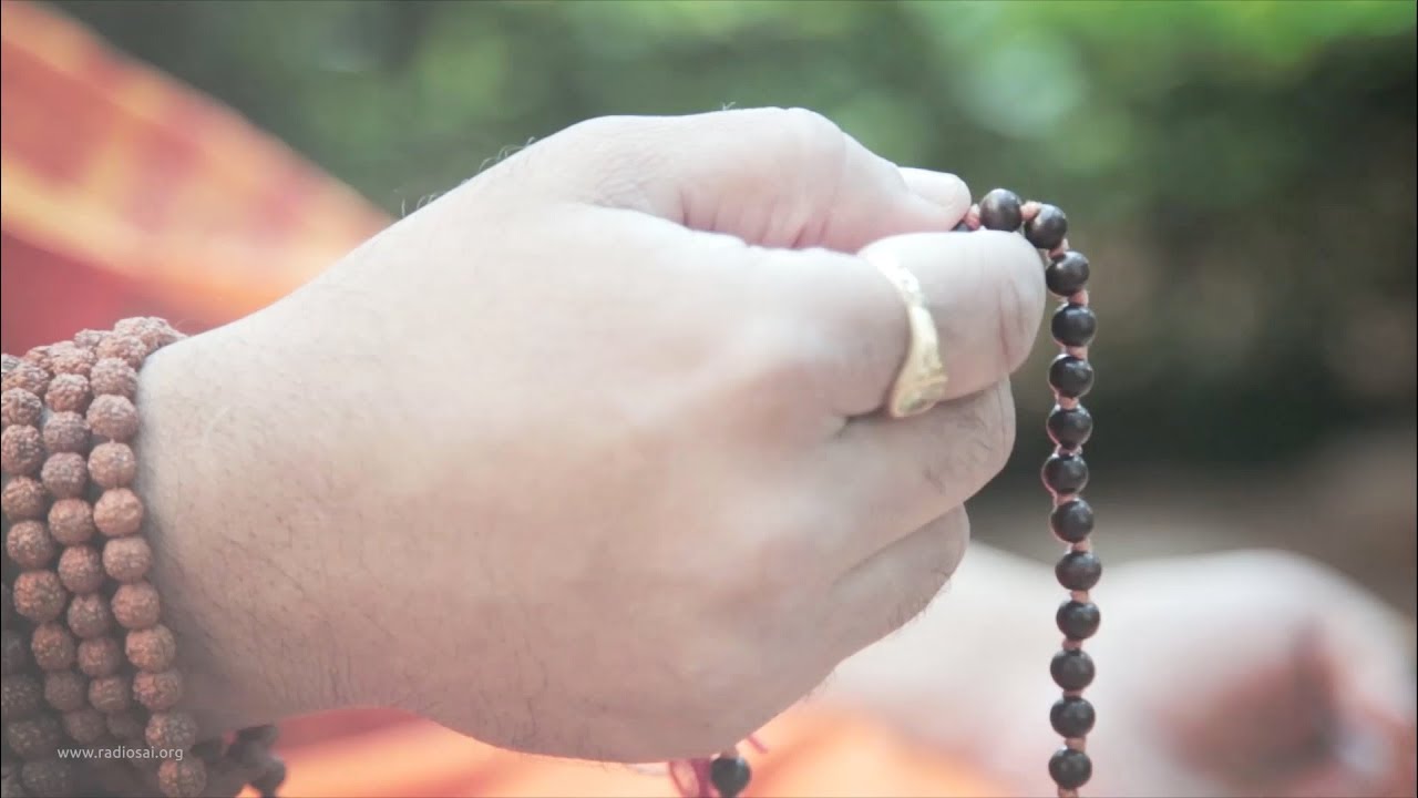 bhajans mooji 2019 Radio Sai - Contemplate on the Divine Digitally!