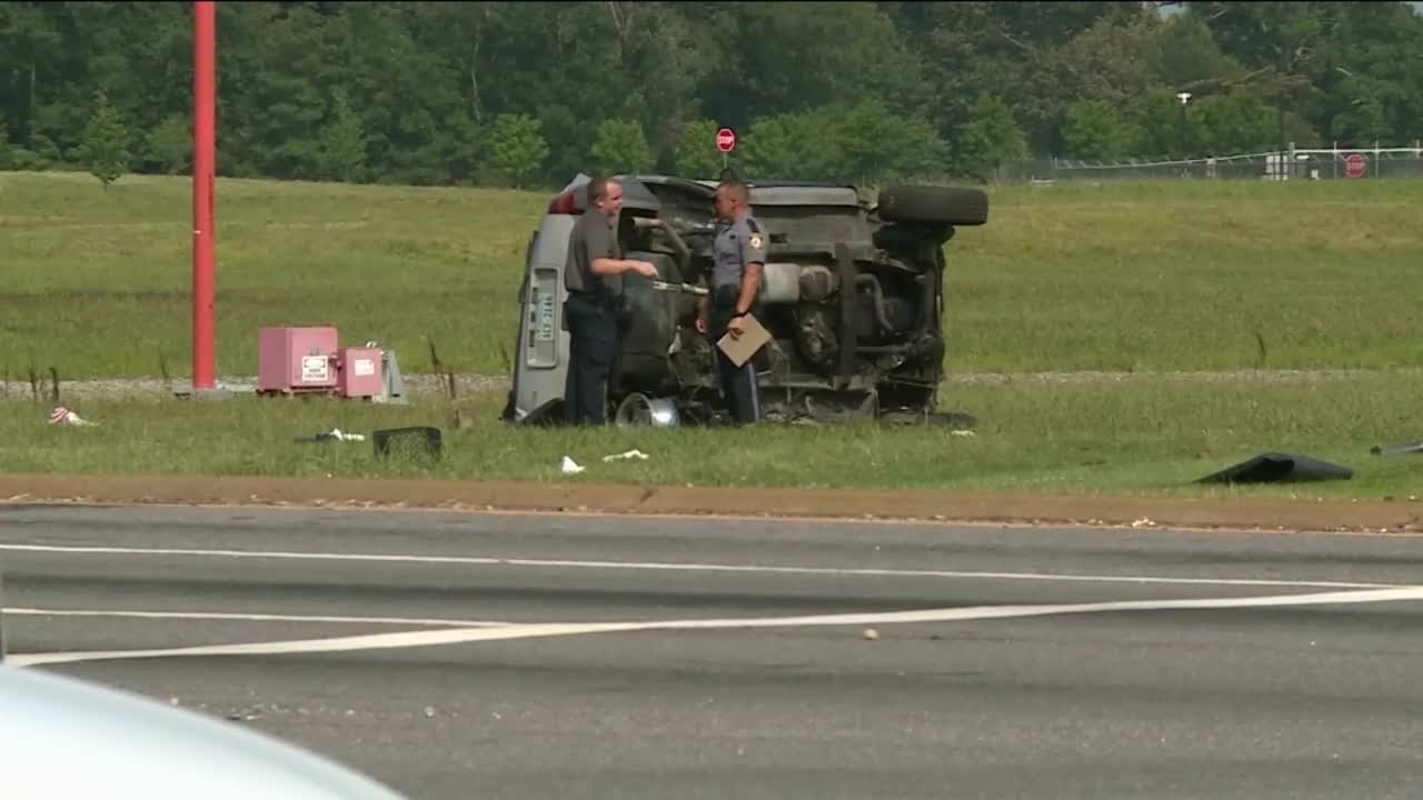 Crash Closes Intersection Outside Richmond International Airport YouTube