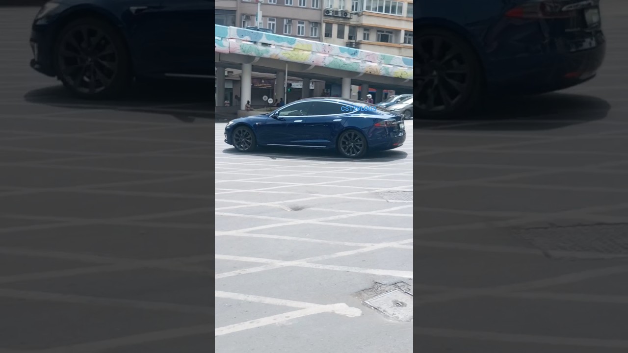 BILLIONAIRE MUKESH AMBANI'S TESLA MODELS ENTRY IN MUMBAI 