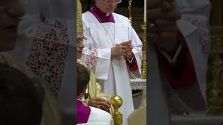 O #papa  Leão XIV sagrou mons. Wachowski bispo hoje (26-10-25) #pope  #papaleonexiv  #popeleoxiv