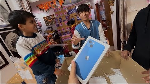 Piyush ko mila iphone 14 😱 Mystery box se #vlog #souravjoshivlogs #trending #youtubeshorts