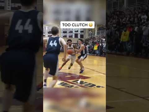 He hit a 360 layup for game 🤯
