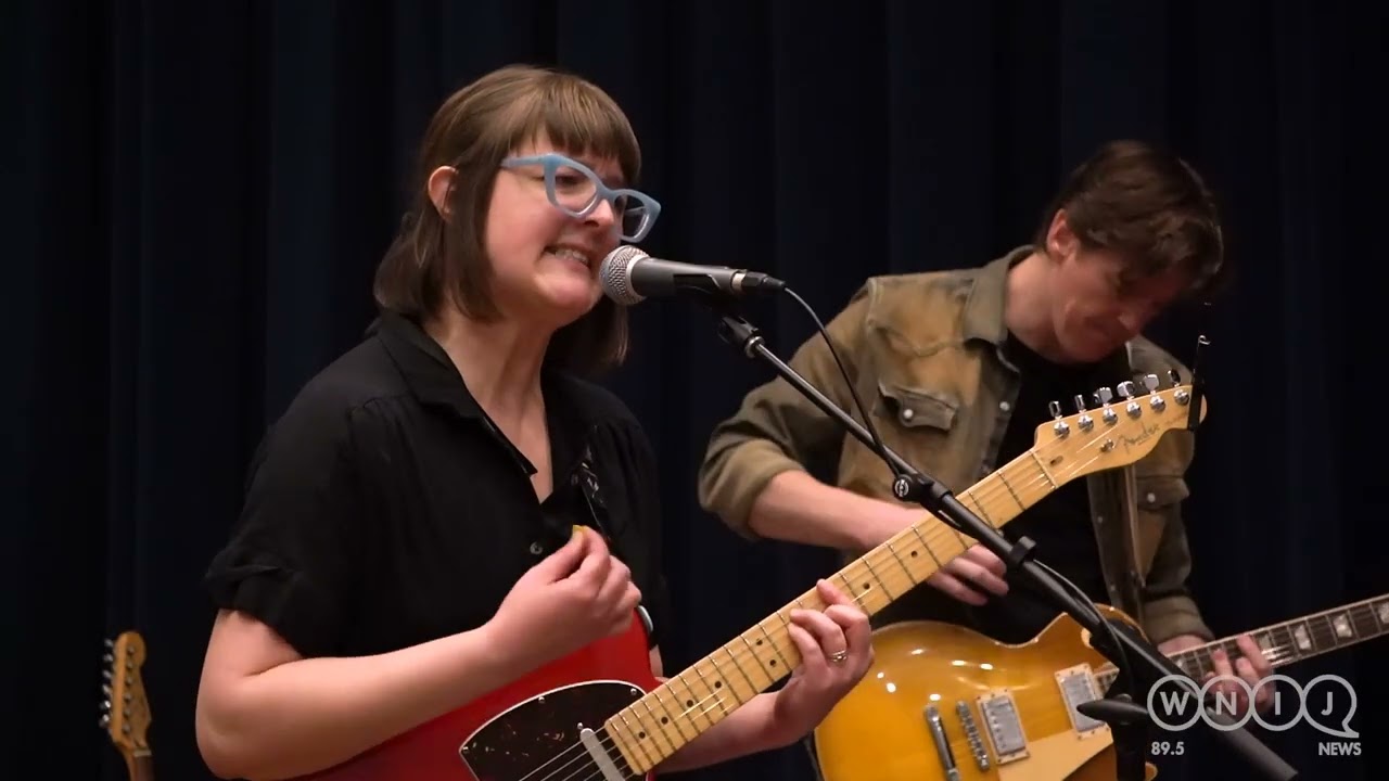 Guarda Emily Jane Powers | "Nothing Else" | Sessions from Studio A su YouTube Guarda Emily Jane Powers | "Nothing Else" | Sessions from Studio A su YouTube