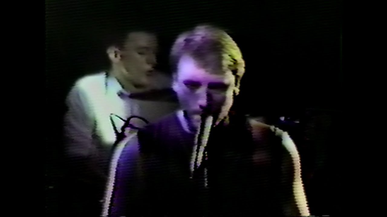 New Order - Dreams Never End Live The Seaview Ballroom, Melbourne 27.11.82