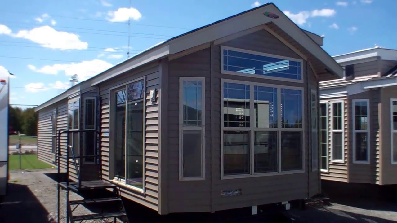 6472-MONTREAL BY WOODLAND PARK@OTTAWA'S #1 RV DEALER PRIMO TRAILER SALES