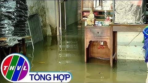 THVL | Người dân vất vả vì triều cường dâng cao