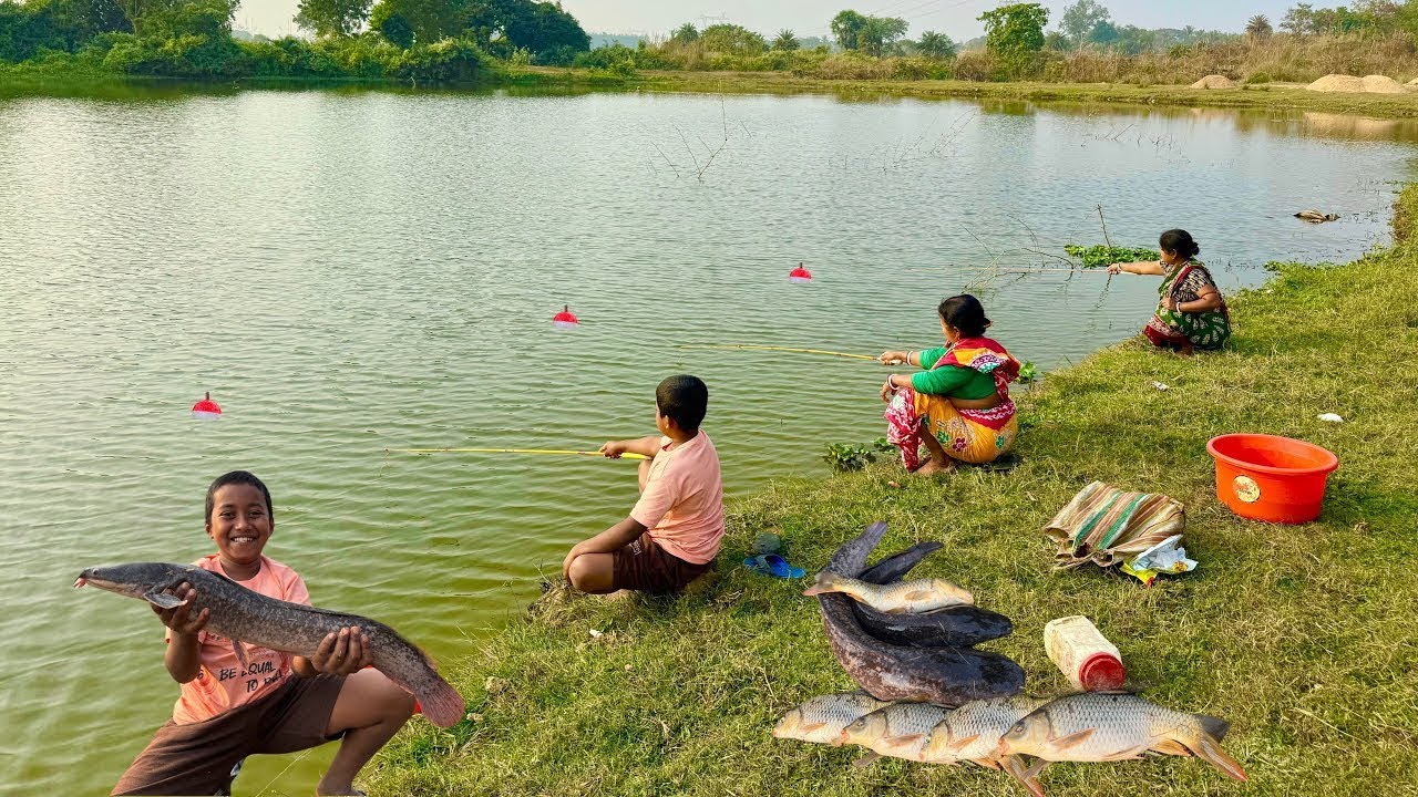 Fishing Video || Traditional three fisherman is fishing in the village pond || Amazing hook fishing