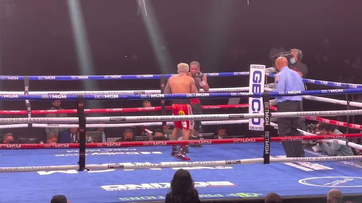 Gary Antonio Russell vs Alexandro Santiago Live ! Last Round! 10th