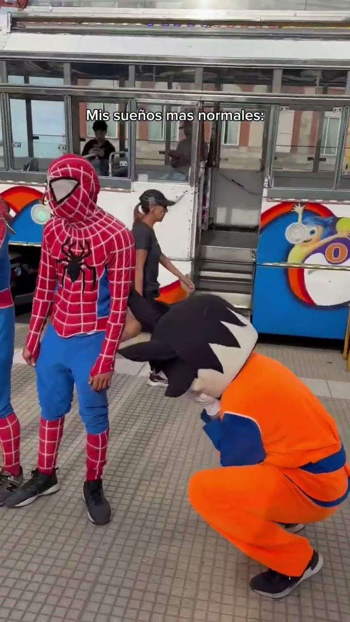 Todo demasiado random jajaja