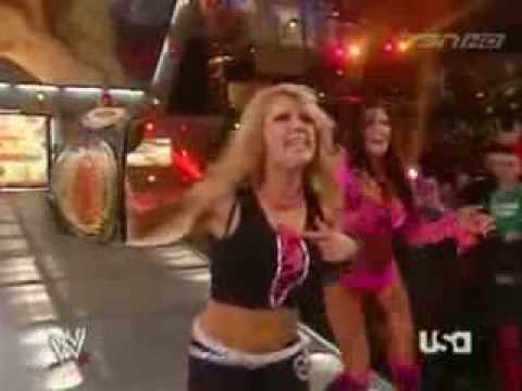 WWE RAW 03/04/2006│Mickie James & Candice Michelle vs Trish Stratus & Torrie Wilson