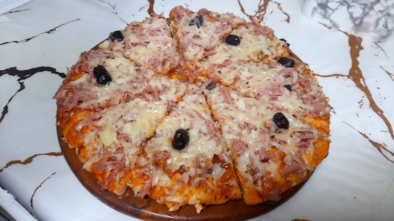 أسهل بيتزا بدون فرن حضريها غير فالمقلاة وفوقت قياسي 😋