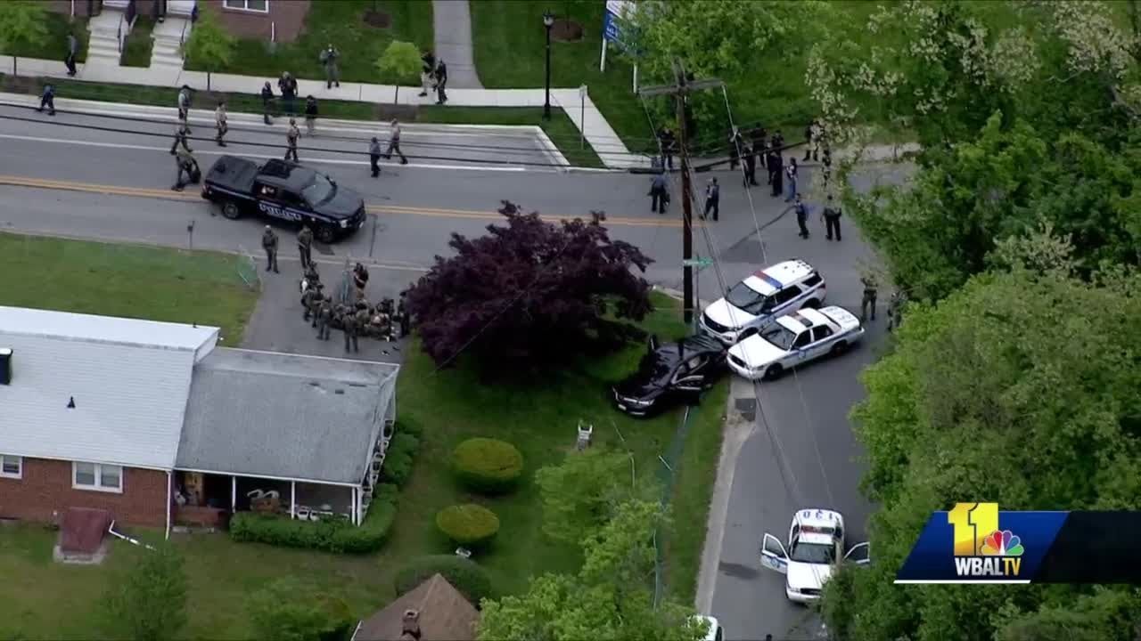 3 men in custody after police chase through 2 counties - YouTube