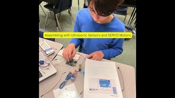 Young Engineers in Action at STEAMUP Academy!