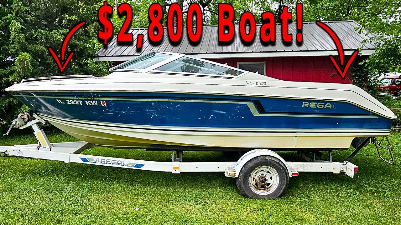 Inspecting My New $2,800 Project Boat! - YouTube