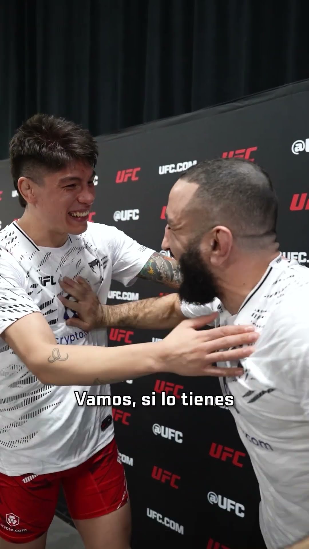 Belal tells Ignacio Bahamondes he won a performance bonus... IN SPANISH ? #UFC313