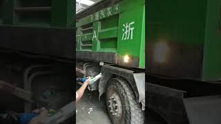 Fiber laser cleaning machine 3000W Remove car paint-1