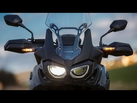 Video: Honda CBR500R, CB500F dhe CB500X janë rinovuar: pak ndryshime, ngjyra të reja dhe Euro5 për të gjithë
