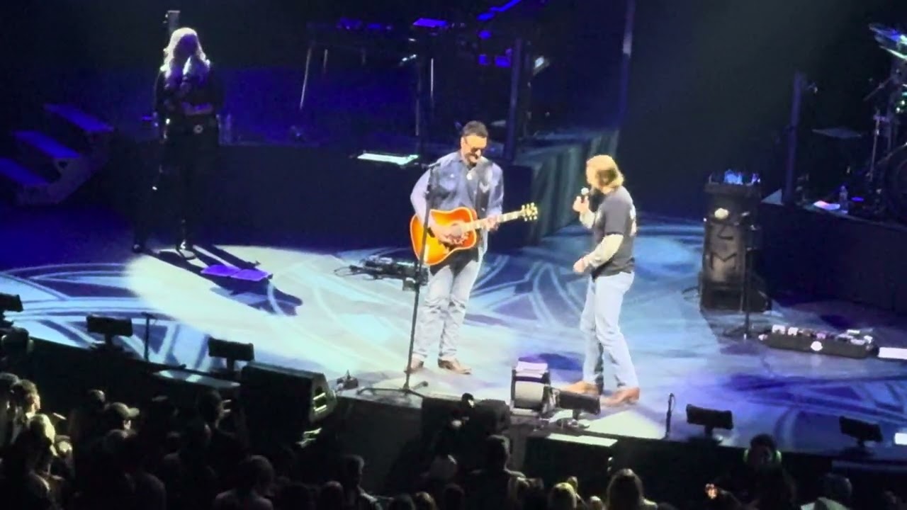 Sinners Like Me - Eric Church with Charles Wesley Godwin Live at Climate Pledge Arena 11/8/2025
