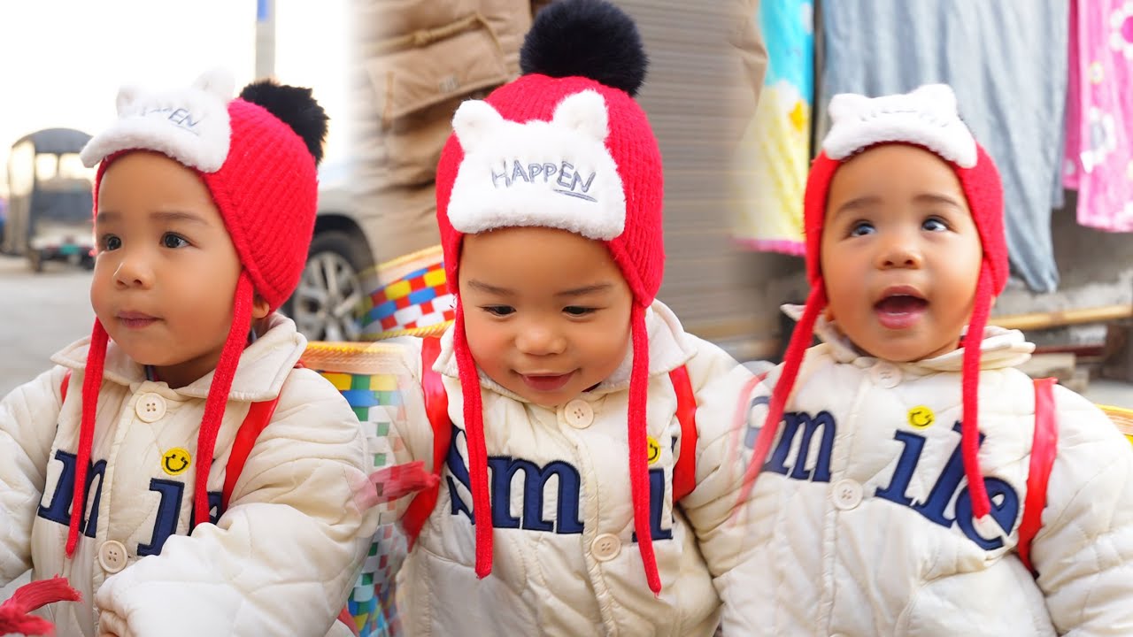 Kai Kai' uncle is having a big birthday celebration so I took Kai Kai to a traditional rural banquet