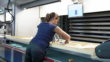 From a traditional shelving system to an acclaimed storage system