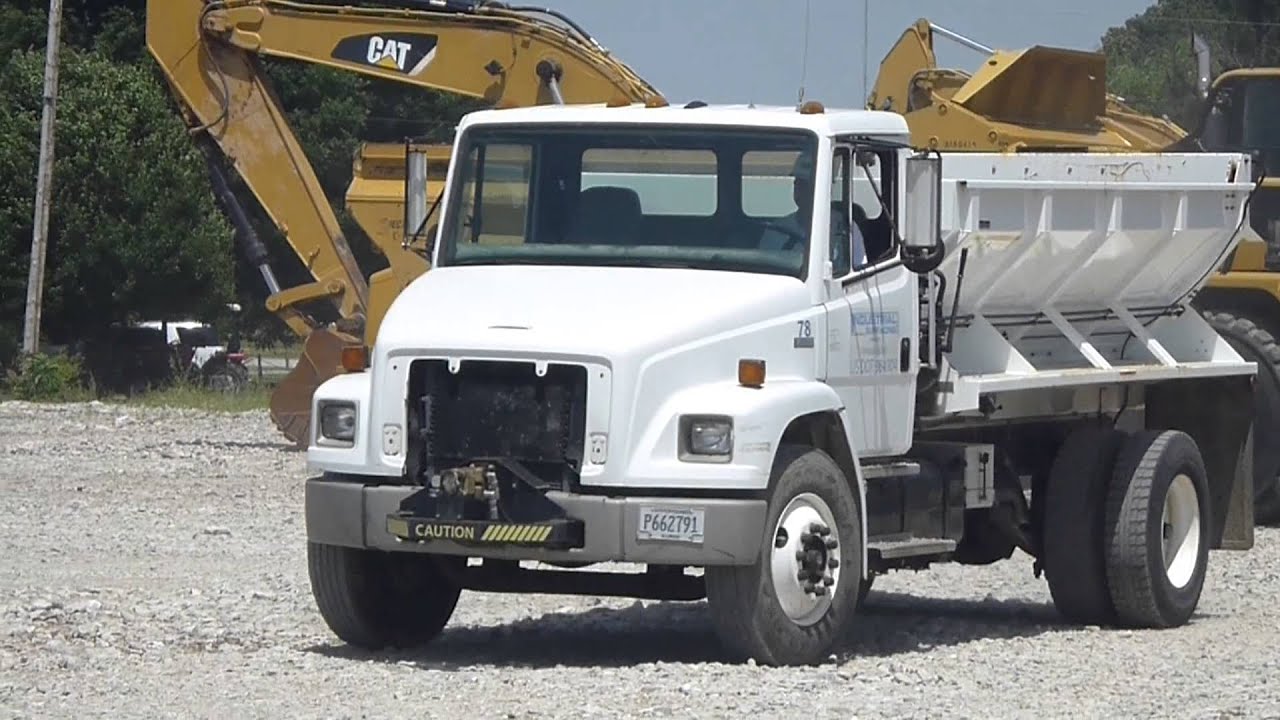caterpillar stock price 2000 Frieghtliner FL70 Truck