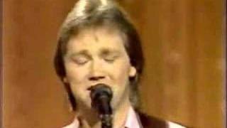 Video thumbnail of "Chet Atkins - Steve Wariner I can hear Kentucky calling me"