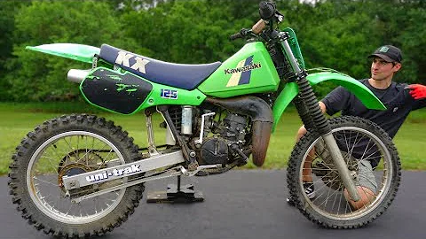Seller Said This 2-Stroke Dirt Bike Won't Run. Saved From The Scrapyard