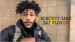 MOMONEY GAME DAY VLOG! screenshot 1