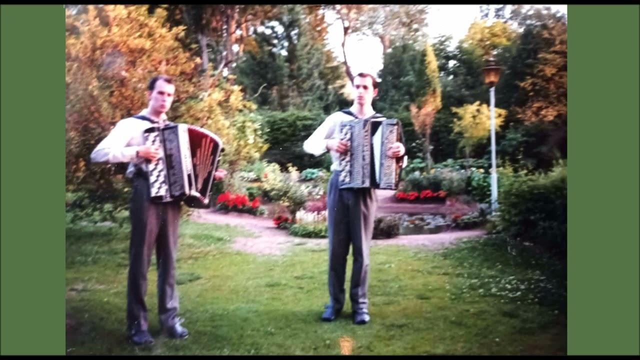 VALKEA RUUSU, Matti ja Sami Helenius soittivat 1980-luvun lopulla Riihimäellä valssin